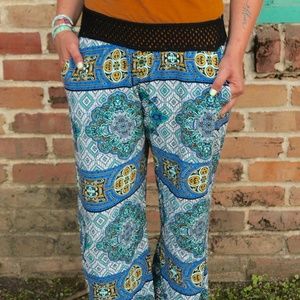 Flowy patterned pants